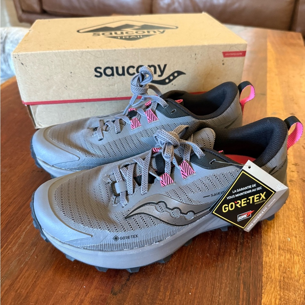 NIB Saucony Gray Trail Shoes with Pink Accents